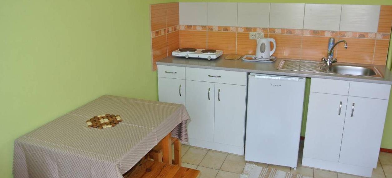 Lajtos Vendégház Hajdúszoboszló Esterno foto